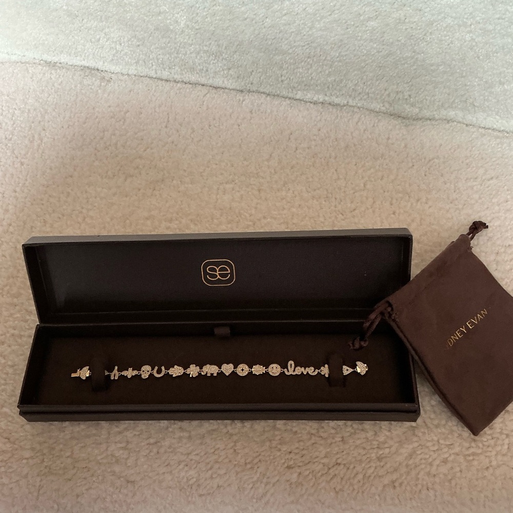 BRAND NEW BEAUTIFUL SYDNEY EVAN SMALL DIAMOND GOLD ICON ANNIVERSARY BRACELET - Picture 3 of 16